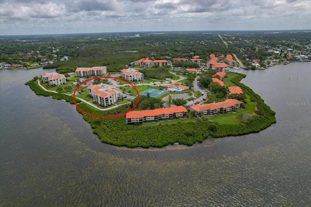 401 MARINER DRIVE # 401, TARPON SPRINGS, FL 34689