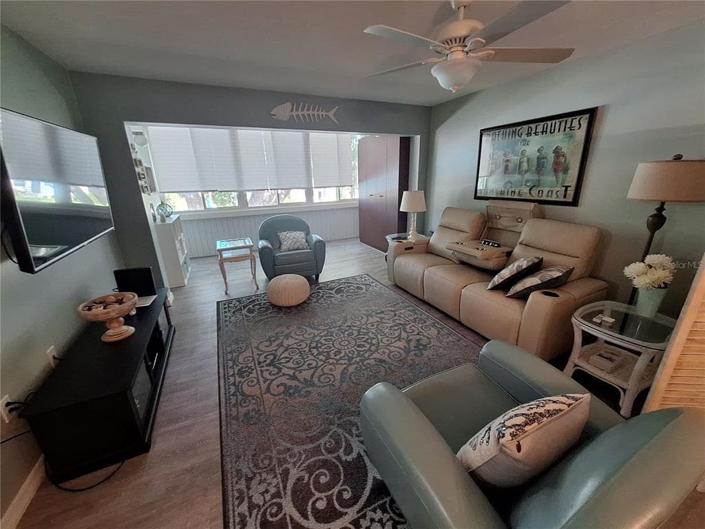 2437 HARBOR BOULEVARD # 202, PORT CHARLOTTE, FL 33952 — zdjęcie 3