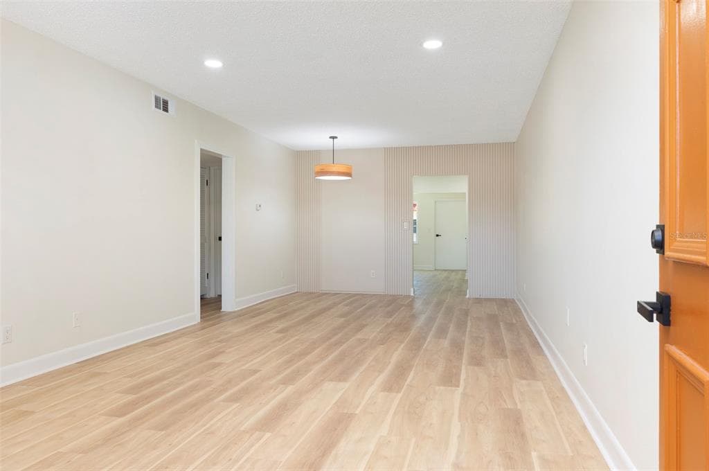 3740 58TH STREET N # 106, ST PETERSBURG, FL 33710 — zdjęcie 4