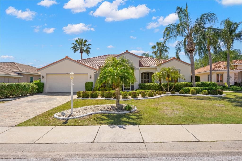 1305 CRYSTAL GREENS DRIVE, SUN CITY CENTER, FL 33573 — zdjęcie 2