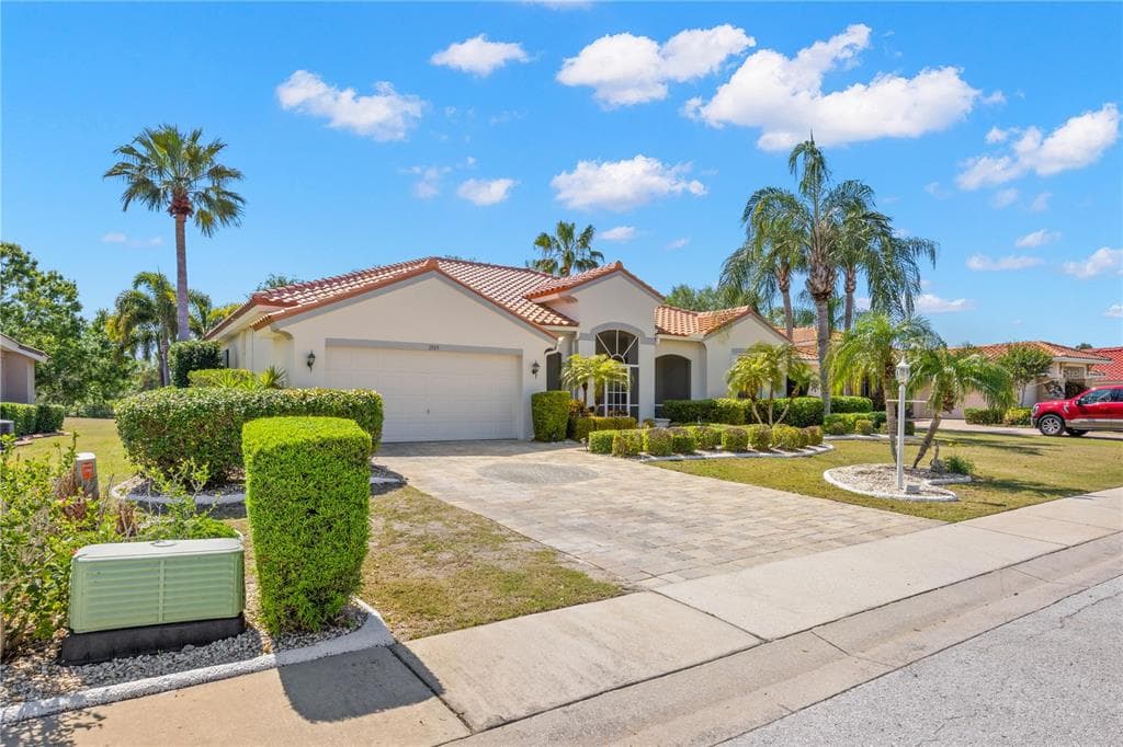1305 CRYSTAL GREENS DRIVE, SUN CITY CENTER, FL 33573 — zdjęcie 3