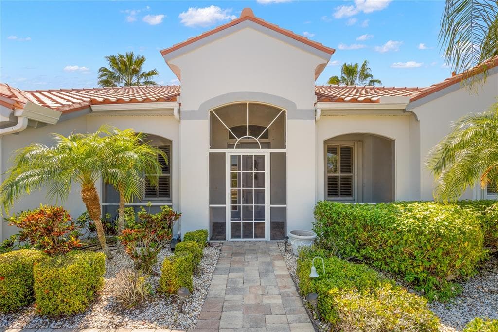 1305 CRYSTAL GREENS DRIVE, SUN CITY CENTER, FL 33573 — zdjęcie 5