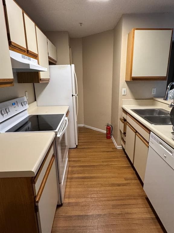 956 SALT POND PLACE # 304, ALTAMONTE SPRINGS, FL 32714