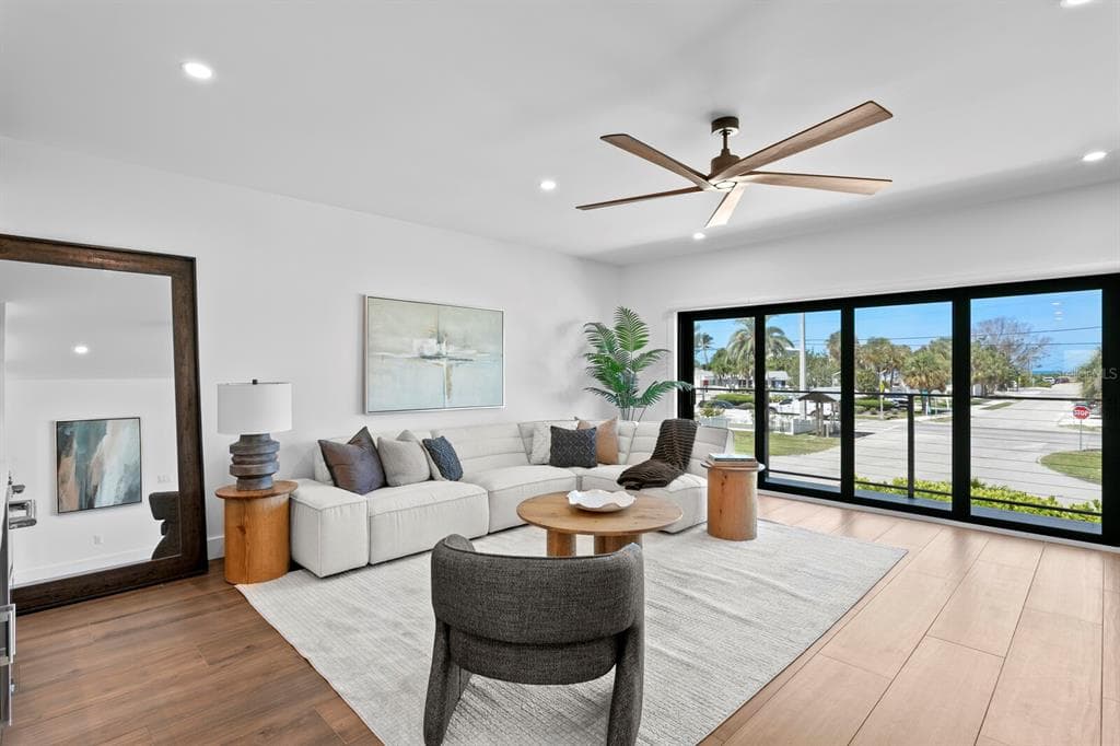 201 N HARBOR DRIVE, HOLMES BEACH, FL 34217 — zdjęcie 4