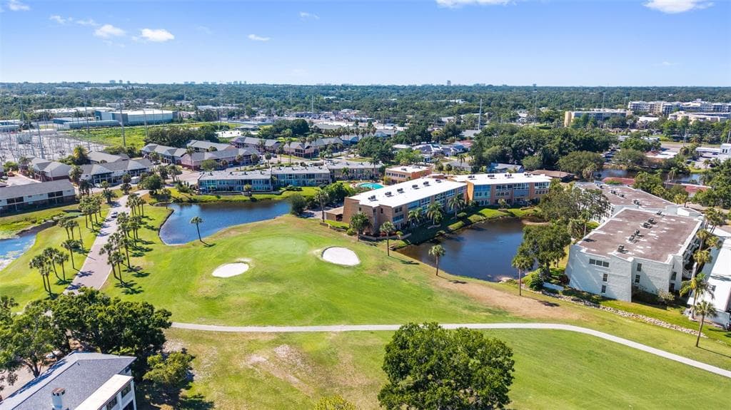 225 COUNTRY CLUB DRIVE # B221, LARGO, FL 33771