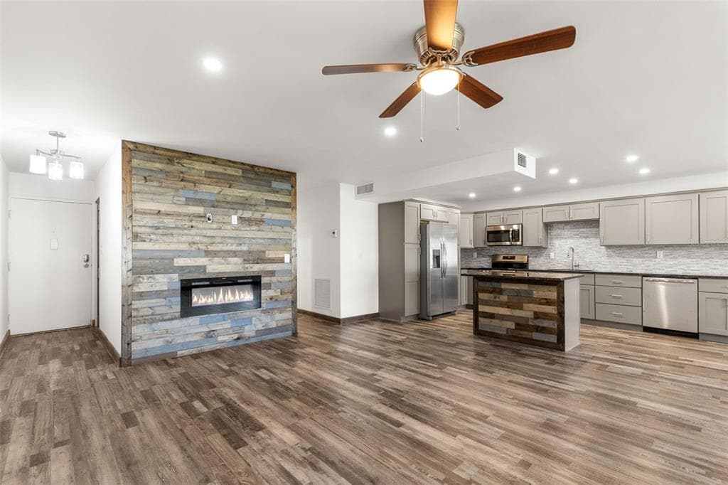 225 COUNTRY CLUB DRIVE # B221, LARGO, FL 33771 — zdjęcie 5