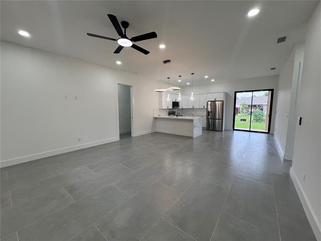 21492 DOLLARD AVENUE, PORT CHARLOTTE, FL 33954 — zdjęcie 3