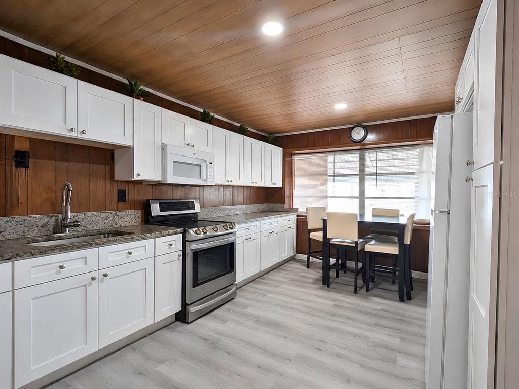 7101 JEANNE AVENUE, HUDSON, FL 34667 — zdjęcie 4