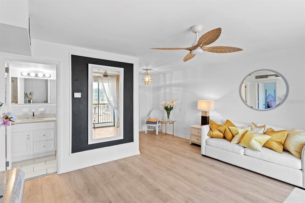 750 BURLINGTON AVENUE N # 3C, ST PETERSBURG, FL 33701 — zdjęcie 5