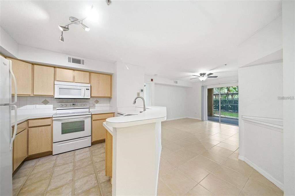 823 CAMARGO WAY # 104, ALTAMONTE SPRINGS, FL 32714 — zdjęcie 4