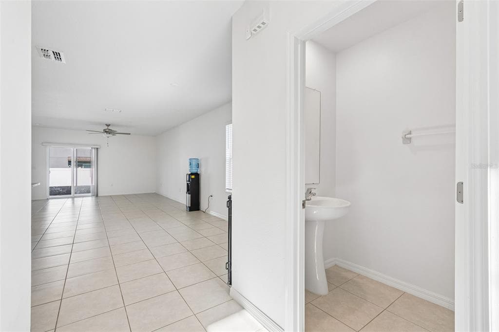 6450 BACK FORTY LOOP, ZEPHYRHILLS, FL 33541 — zdjęcie 5