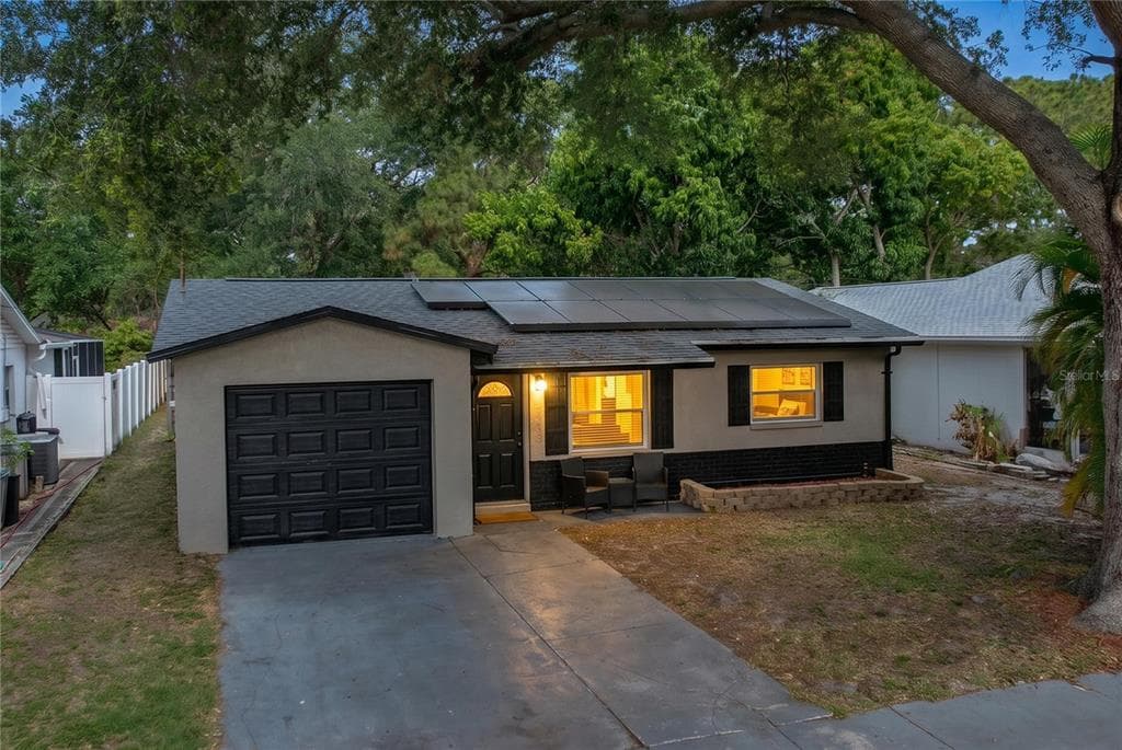 8320 43RD WAY N, PINELLAS PARK, FL 33781 — zdjęcie 2
