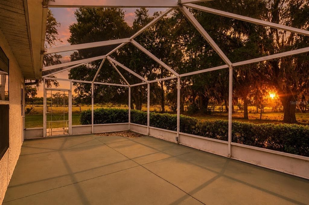 2993 POPLAR AVENUE, LEESBURG, FL 34748