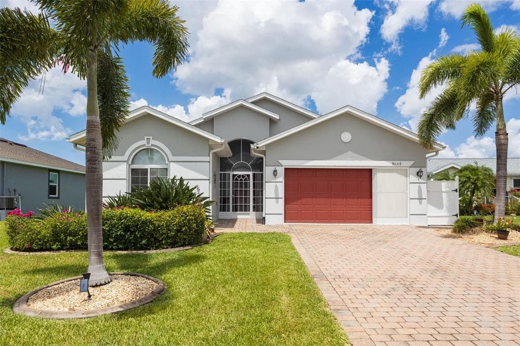 8648 LAKE FRONT COURT, PUNTA GORDA, FL 33950