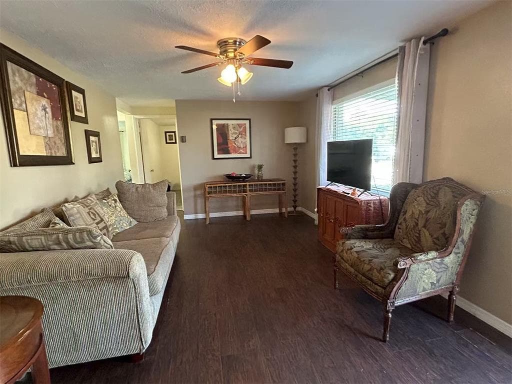 2048 MELODY DRIVE, HOLIDAY, FL 34691 — zdjęcie 3