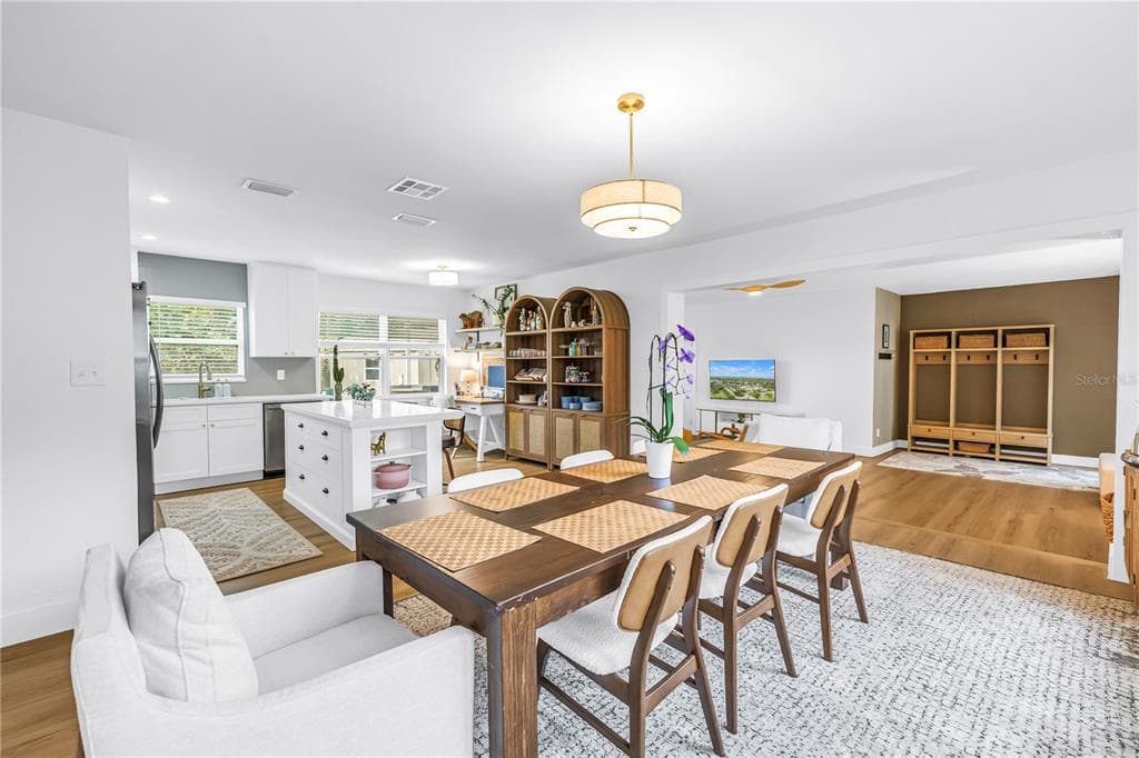 7400 19TH AVENUE N, ST PETERSBURG, FL 33710 — zdjęcie 5