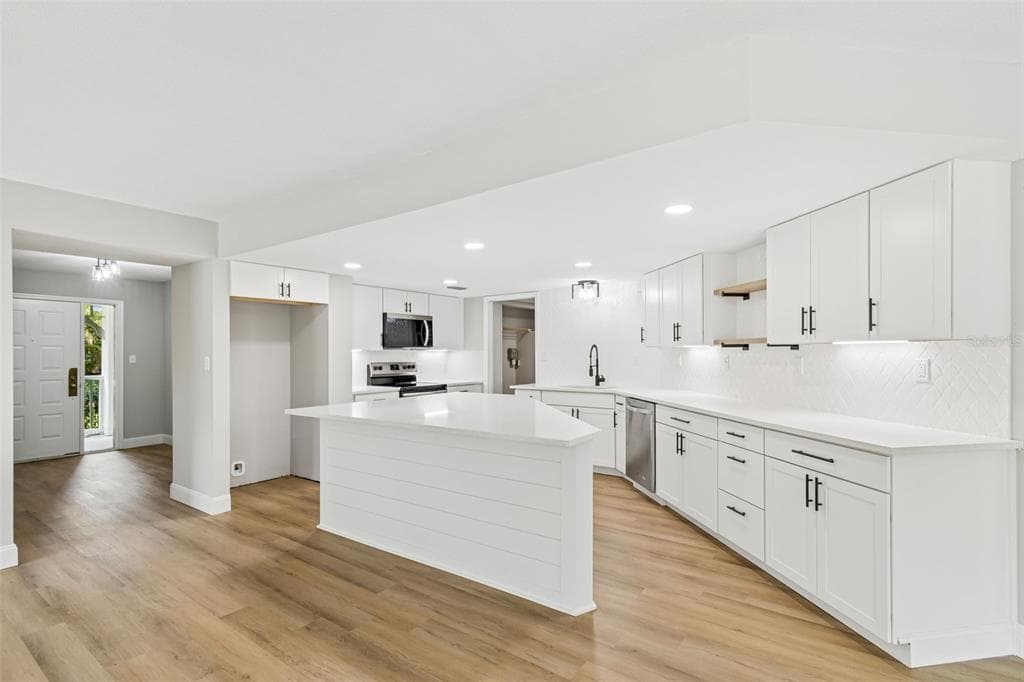 2533 DOLLY BAY DRIVE # 101, PALM HARBOR, FL 34684 — zdjęcie 3