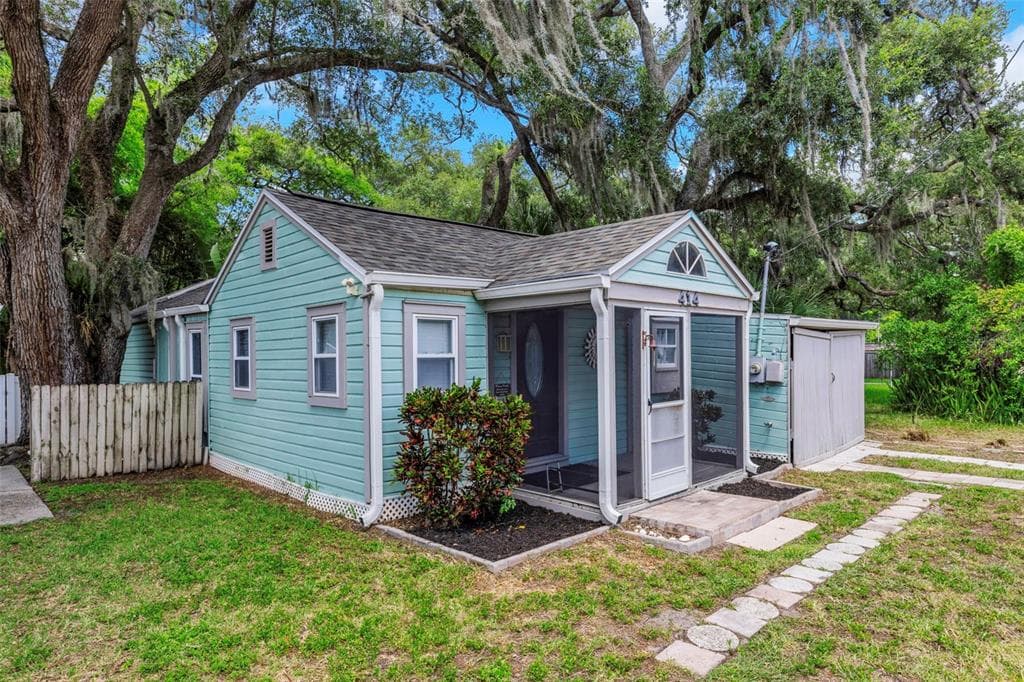 414 TAMPA ROAD, PALM HARBOR, FL 34683