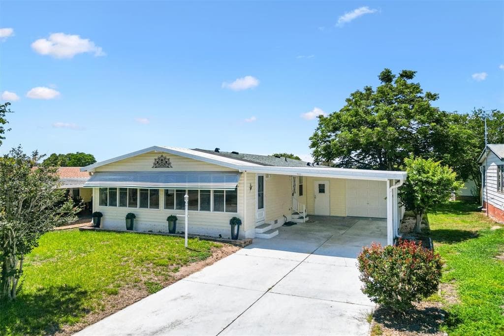 1616 BAYHILL DRIVE, LADY LAKE, FL 32159