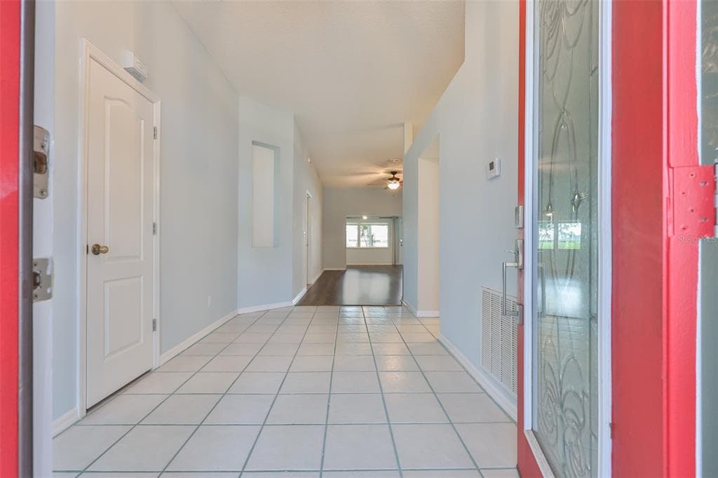 951 VILLEROY GREENS DRIVE, SUN CITY CENTER, FL 33573 — zdjęcie 5