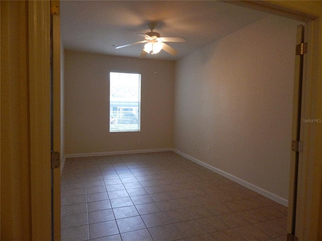 3300 WHITESTONE CIRCLE # 107, KISSIMMEE, FL 34741 — zdjęcie 5
