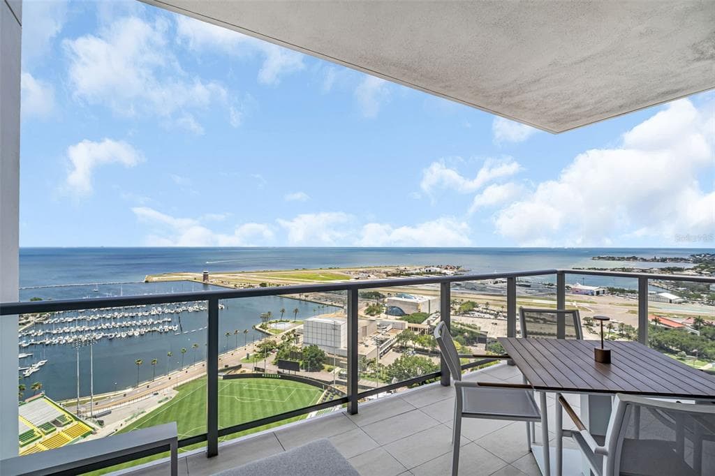 301 1ST STREET S # 2501, ST PETERSBURG, FL 33701