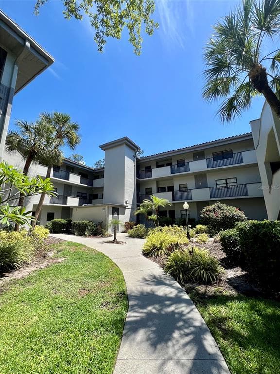 2650 COUNTRYSIDE BOULEVARD # B302, CLEARWATER, FL 33761