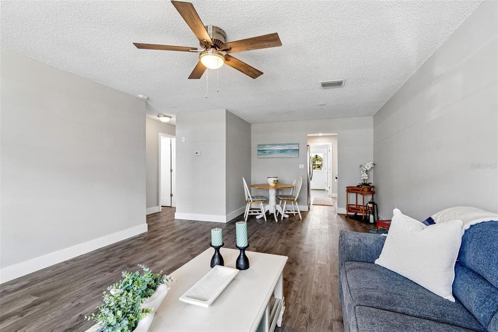 5955 30TH AVENUE S # 105, GULFPORT, FL 33707 — zdjęcie 5