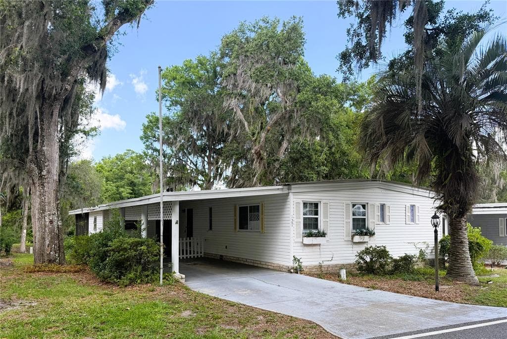 127 ROYAL PALM DRIVE, LEESBURG, FL 34748 — zdjęcie 4