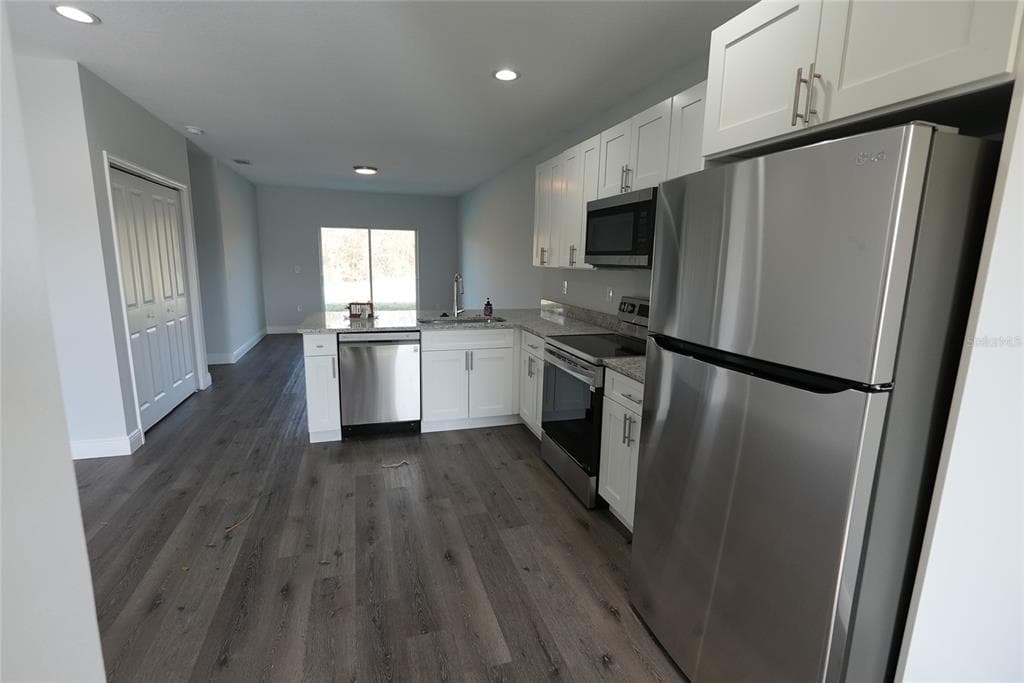 17196 BONNIE AVENUE, PORT CHARLOTTE, FL 33954 — zdjęcie 3