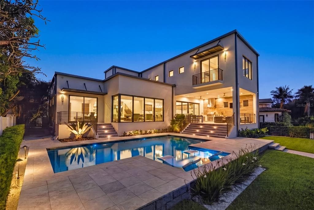 874 PLACIDO WAY NE, ST PETERSBURG, FL 33704 — zdjęcie 2