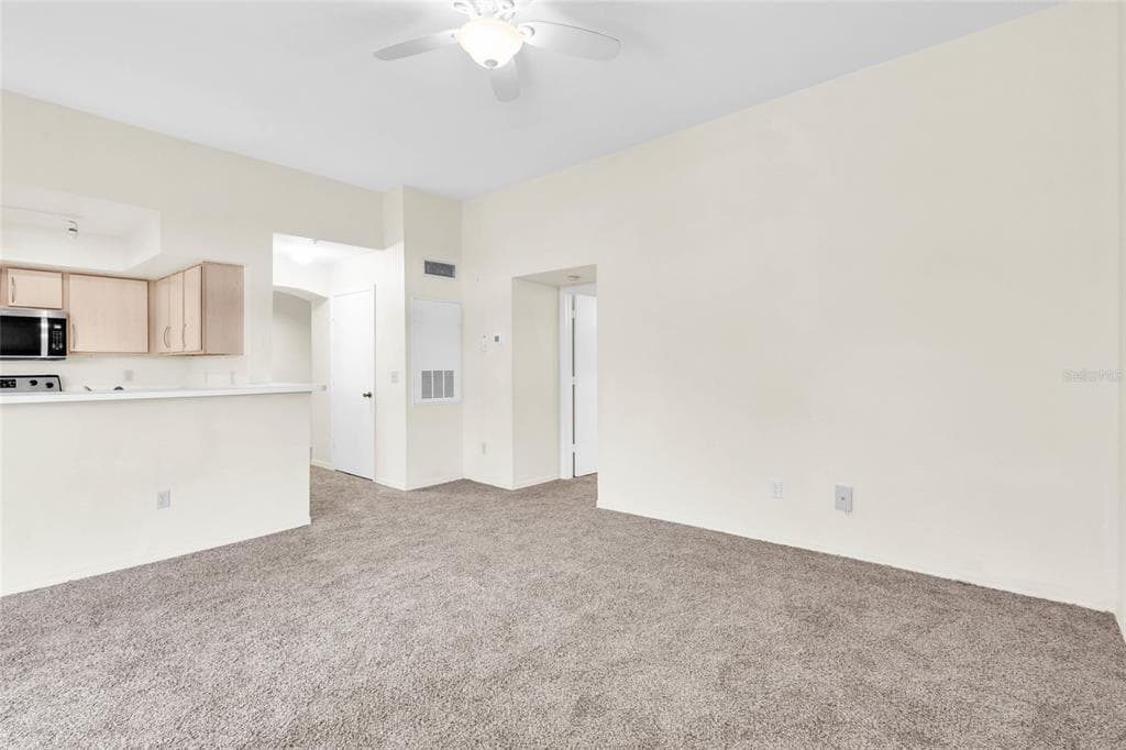 7280 WESTPOINTE BOULEVARD # 831, ORLANDO, FL 32835 — zdjęcie 4