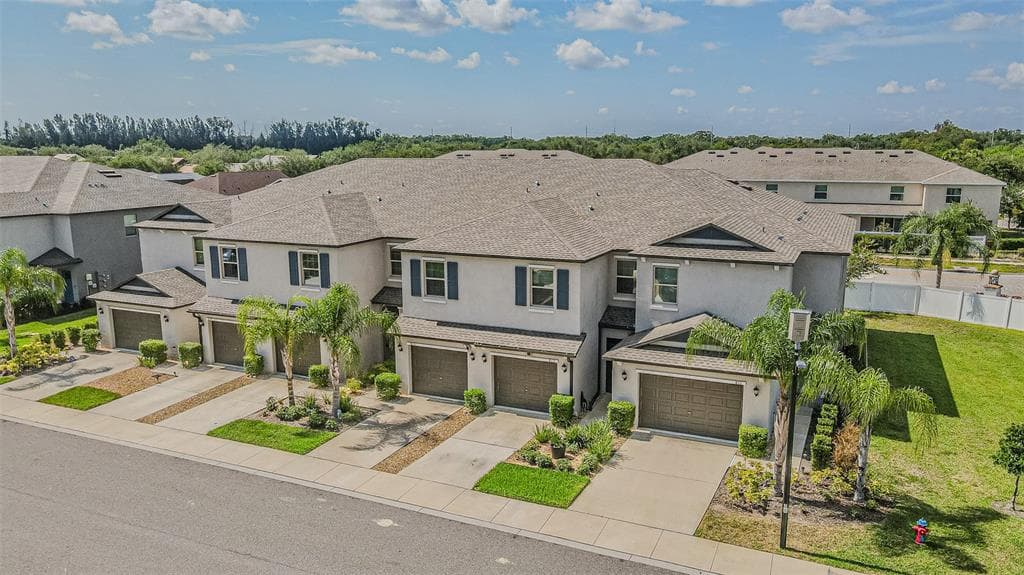 817 ROYAL EMPRESS DRIVE, RUSKIN, FL 33570 — zdjęcie 4