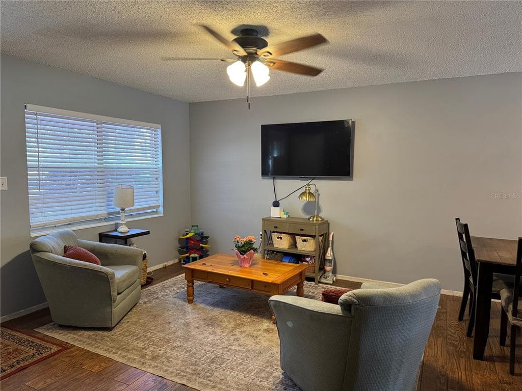 580 FERN AVENUE, TAVARES, FL 32778 — zdjęcie 2