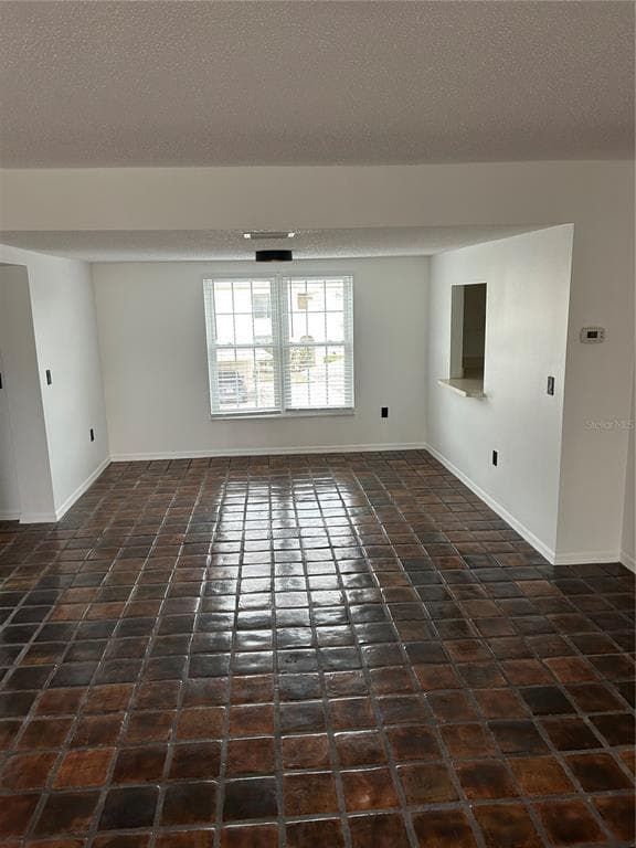 2462 KINGFISHER LANE # J203, CLEARWATER, FL 33762 — zdjęcie 3