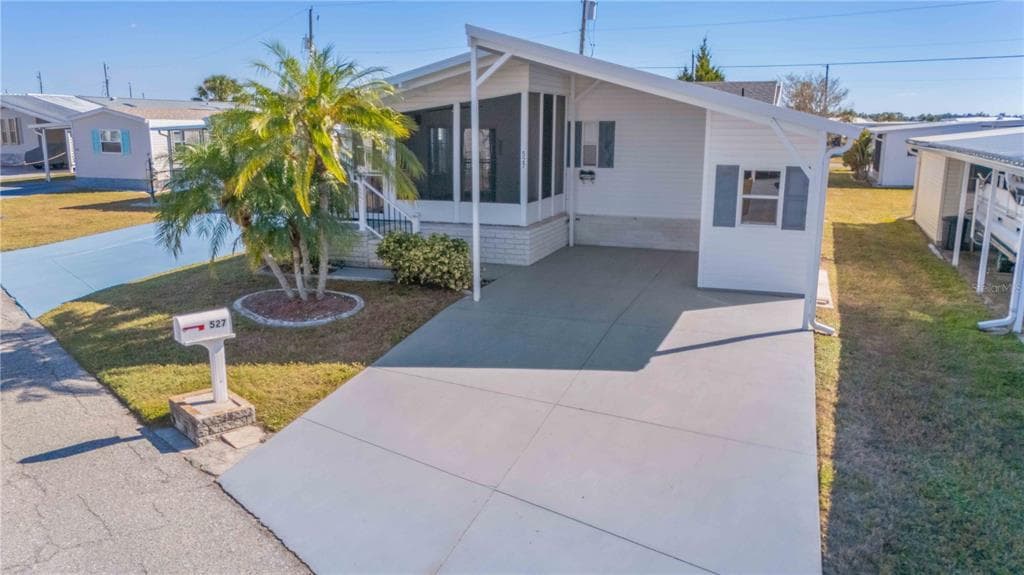 527 FLEETWOOD STREET, NORTH PORT, FL 34287