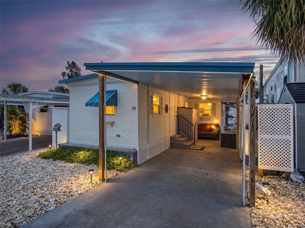 800 CHESAPEAKE DRIVE # 55, TARPON SPRINGS, FL 34689