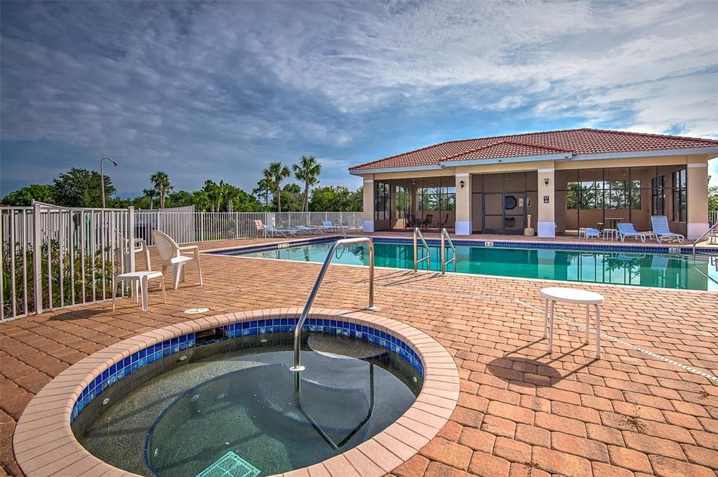 240 W END DRIVE # 713, PUNTA GORDA, FL 33950 — zdjęcie 4
