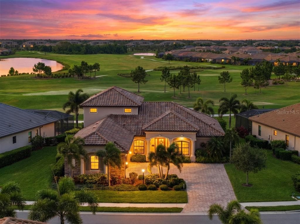 5580 MULLIGAN WAY, LAKEWOOD RANCH, FL 34211