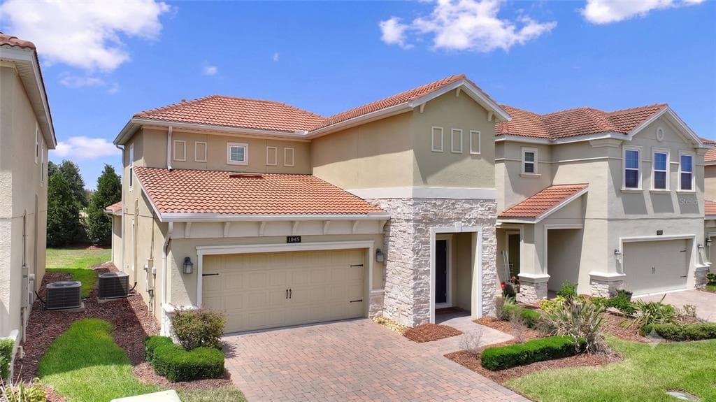 1045 BLACKWOLF RUN RD, DAVENPORT, FL 33896 — zdjęcie 2