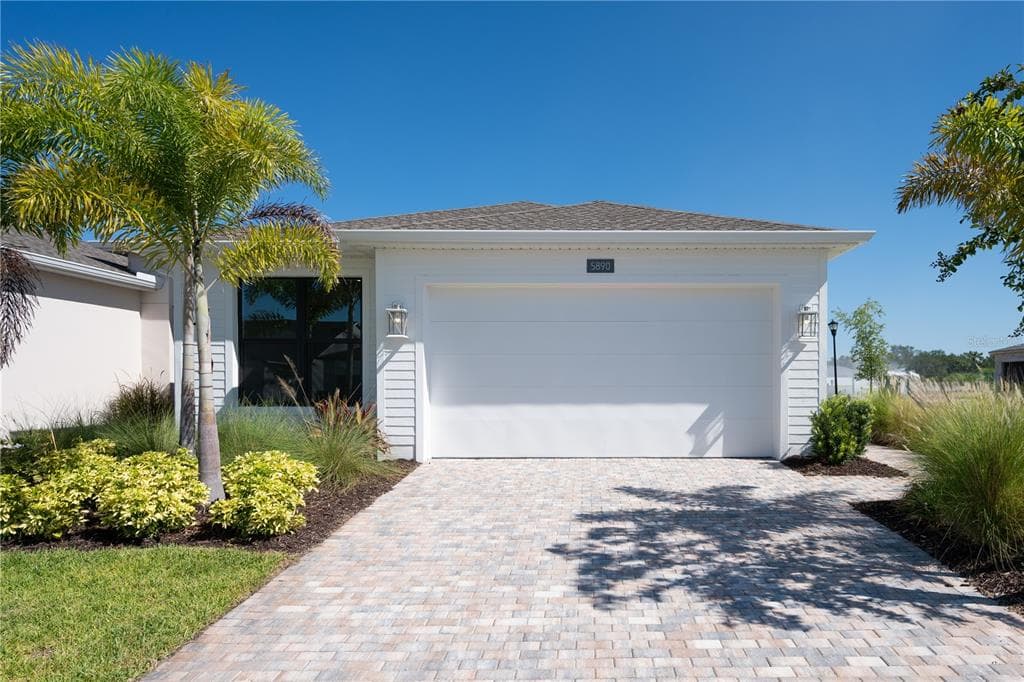 5890 WINDBREAK COURT, APOLLO BEACH, FL 33572