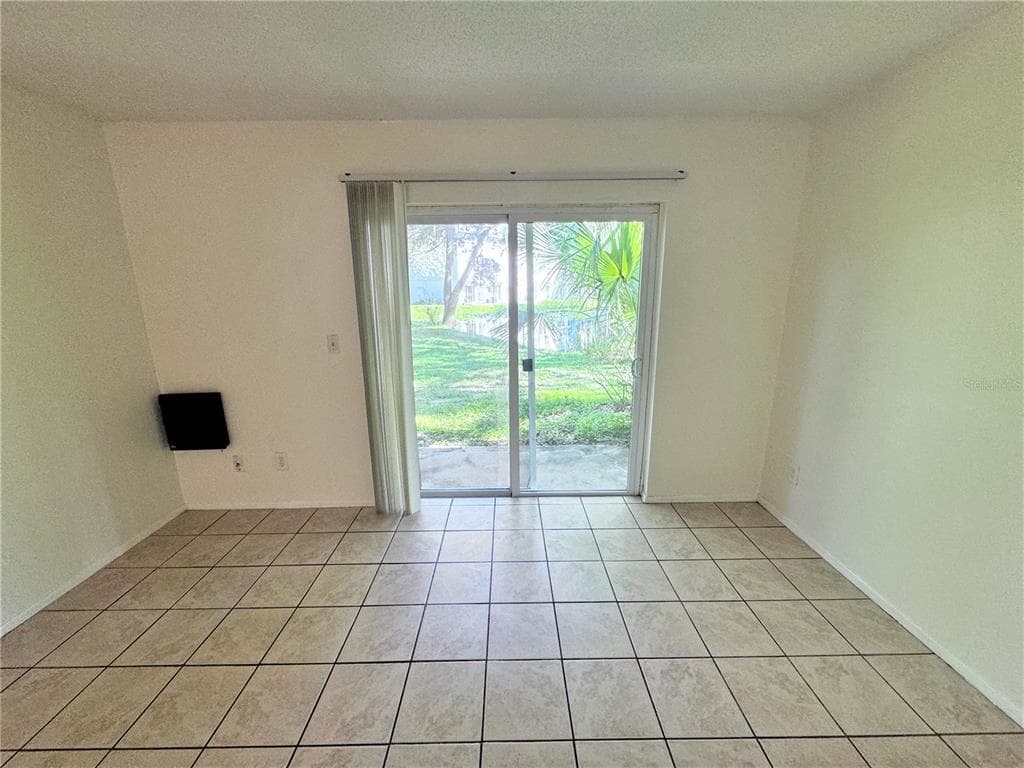 7177 E BANK DRIVE # 102, TAMPA, FL 33617 — zdjęcie 2
