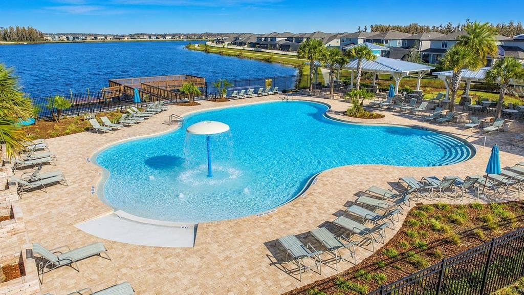 18843 ULMUS STREET, LUTZ, FL 33558 — zdjęcie 2