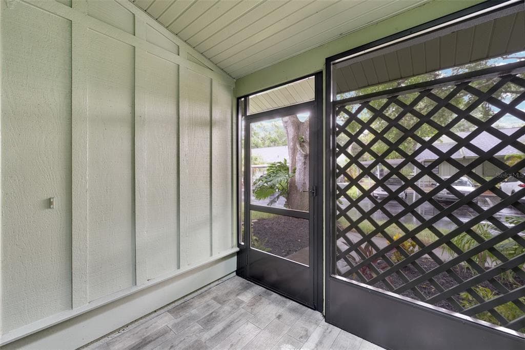 5015 BARRINGTON CIRCLE # 201, SARASOTA, FL 34234 — zdjęcie 2