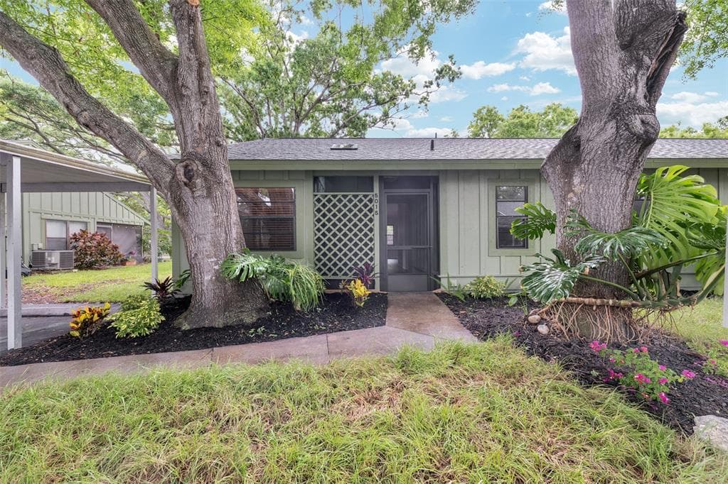 5015 BARRINGTON CIRCLE # 201, SARASOTA, FL 34234
