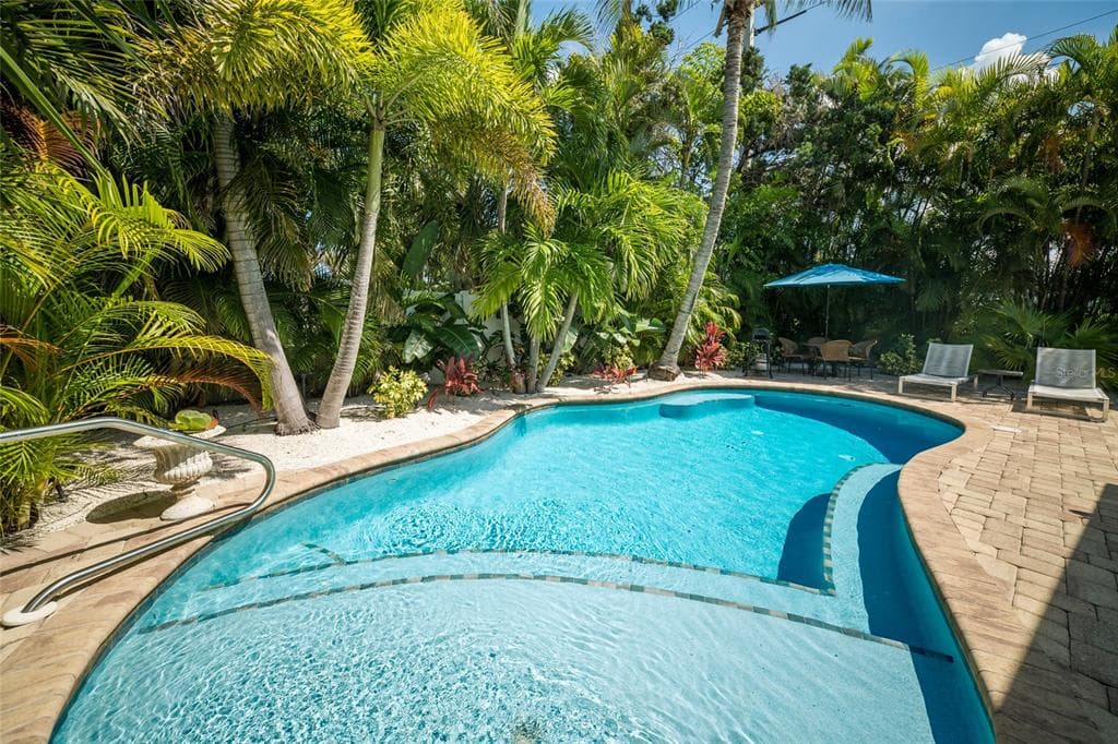 324 64TH STREET, HOLMES BEACH, FL 34217 — zdjęcie 2