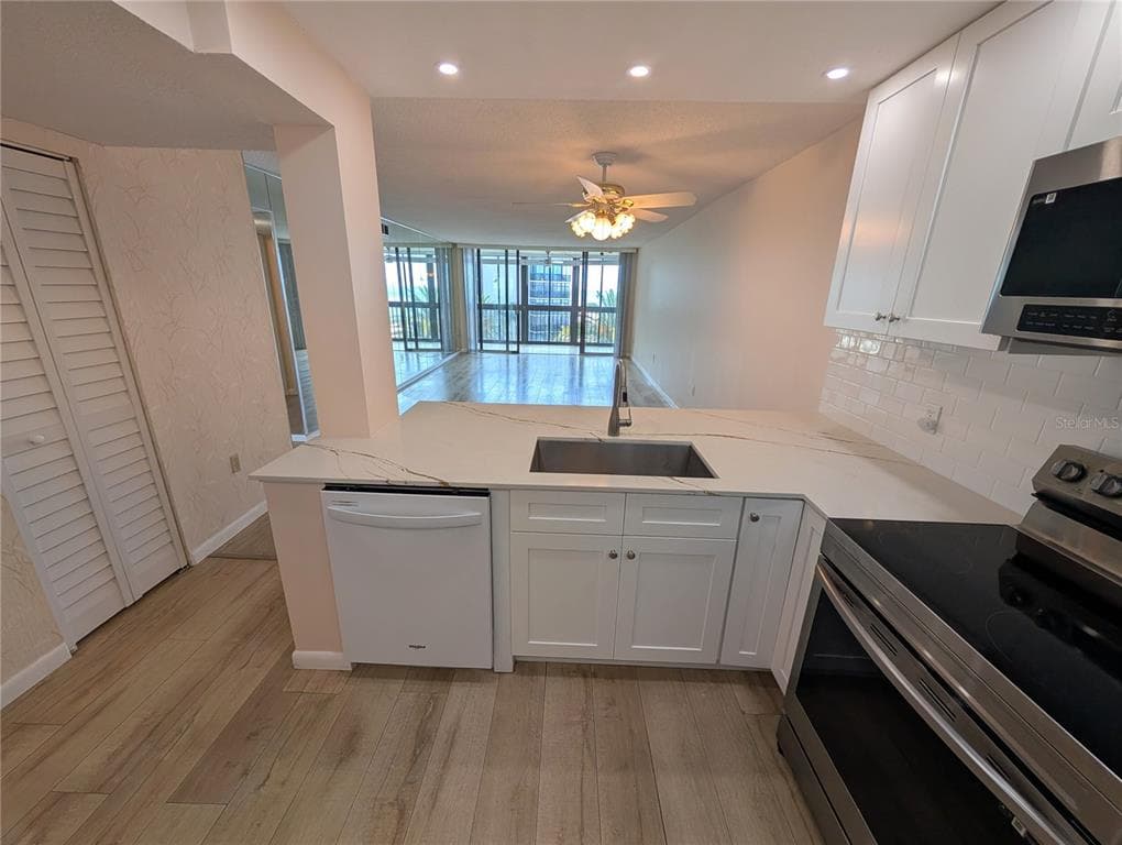18304 GULF BOULEVARD # 406, REDINGTON SHORES, FL 33708 — zdjęcie 5