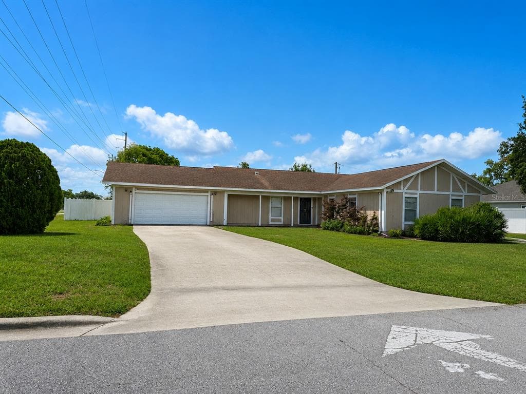 1540 JUPITER AVENUE, DELTONA, FL 32738