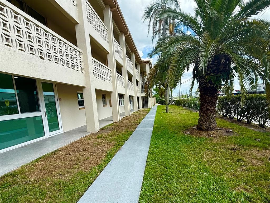 4455 DUHME ROAD # 103, ST PETERSBURG, FL 33708 — zdjęcie 5