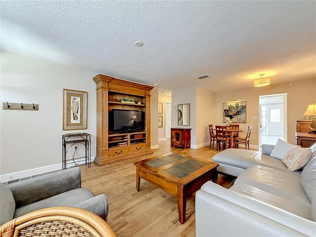 5925 SHORE BOULEVARD S # 107, GULFPORT, FL 33707 — zdjęcie 4
